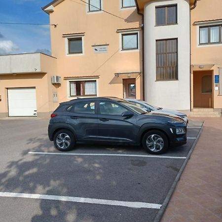 Apartman Alen Podhum Exteriér fotografie